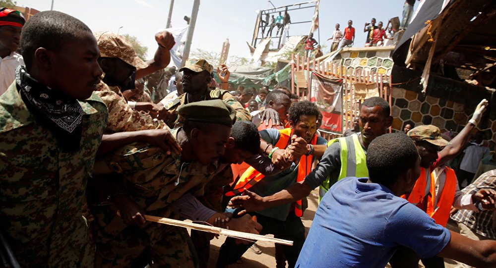 نبيل أديب يكشف عن حالات اغتصاب صاحبت فض اعتصام القيادة العامة تاق برس