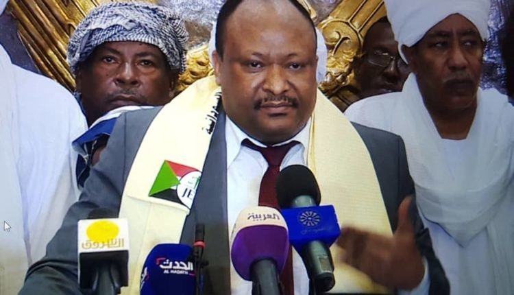 حركة مسلحة تعود للخرطوم وتشترط الفيدرالية لوقف صوت السلاح في السودان