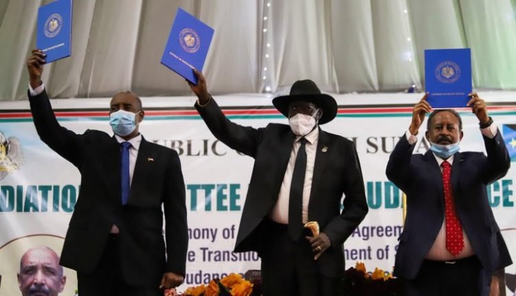 قادة السودان يدعون رئيسي حركتين للحضور إلى الخرطوم والانضمام للسلام
