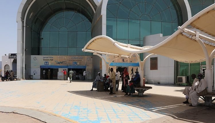 قرار بإستئناف حركة الطيران من مطار الخرطوم الى الولايات وإستثناء ولايتين