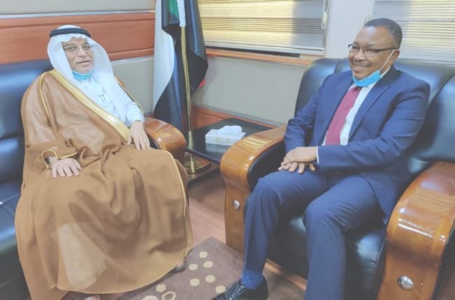 السودان يبحث مع السعودية المصادقة على اتفاق بشأن البحر الأحمر وخليج عدن