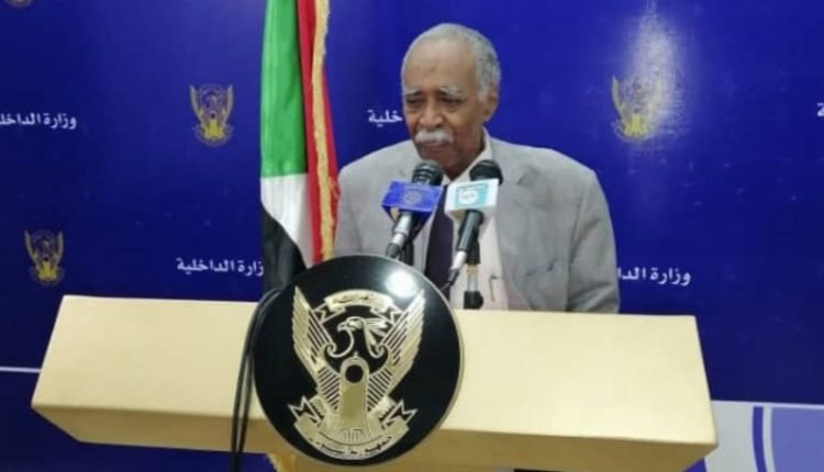 اجتماع يضع ترتيبات وإجراءات تأمين امتحانات الشهادة السودانية والتعامل مع المواقف الطارئة