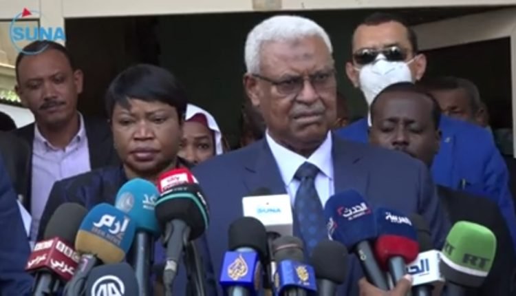 السودان: بالفيديو.. النائب العام يكشف عن تعقيدات تواجه تسليم المطلوبين للمحكمة الجنائية