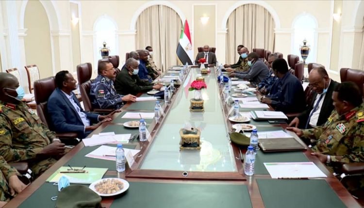 اجتماع مهم برئاسة البرهان يوجه بالإسراع في تنفيذ الترتيبات الأمنية