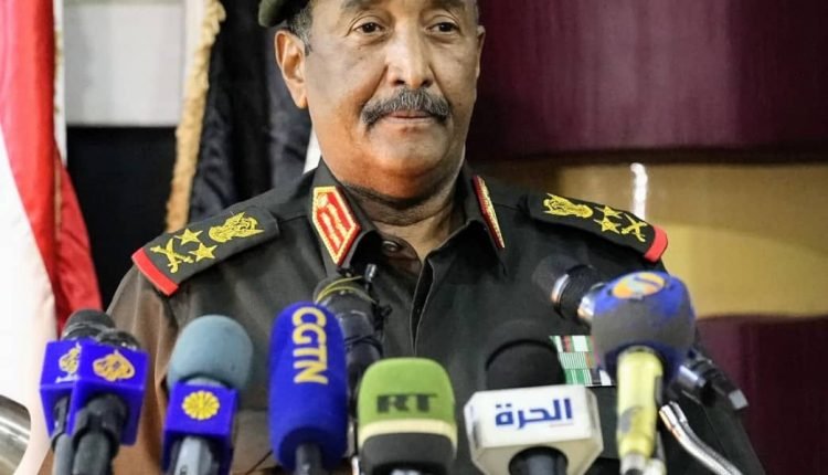البرهان يرد على نشر قوات أفريقية في السودان