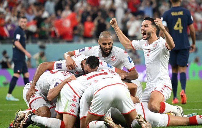 عاجل: تونس تقهر فرنسا بطل العالم وتودع المونديال واستراليا تهزم الدنمارك وتصعد إلى ثمن النهائي