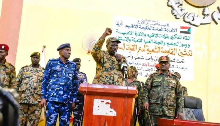مسؤول سوداني رفيع يعلن قيادة كتائب للمقاومة الشعبية بنفسه
